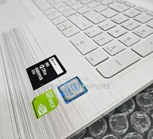 New Laptop HP Pavilion 15 8GB Intel Core I5 HDD 1T