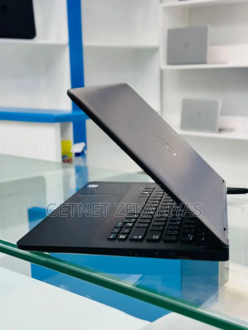 New Laptop Dell Latitude 14 8GB Intel Core I5 SSD 256GB