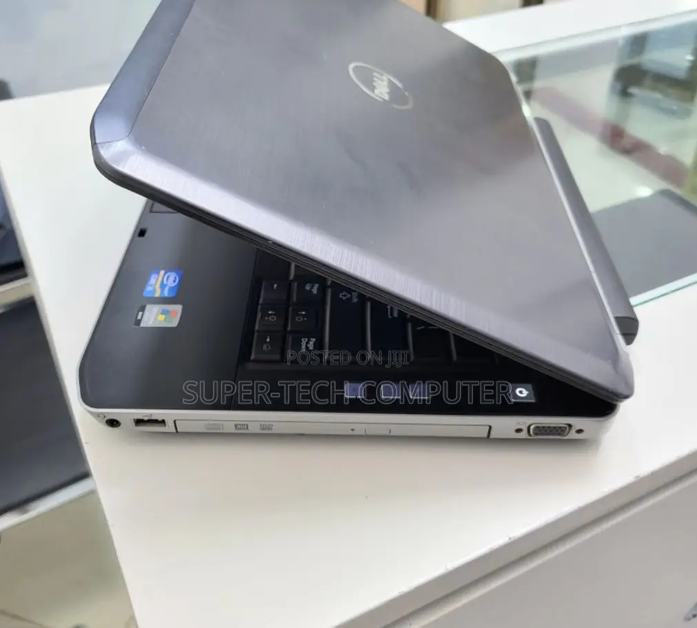 New Laptop Dell Latitude 5420 4GB Intel Core I7 HDD 500GB