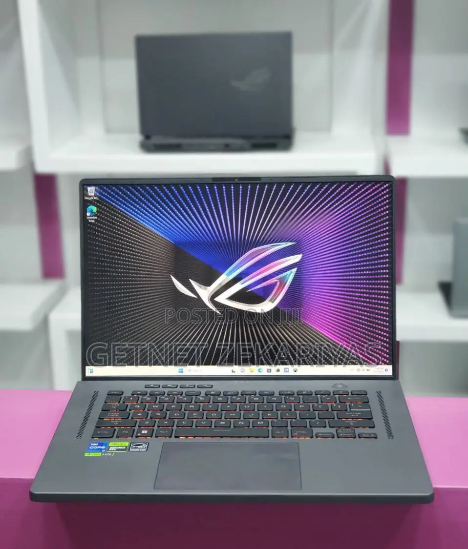 New Laptop Asus ROG Zephyrus G15 16GB Intel Core I7 SSD 1T