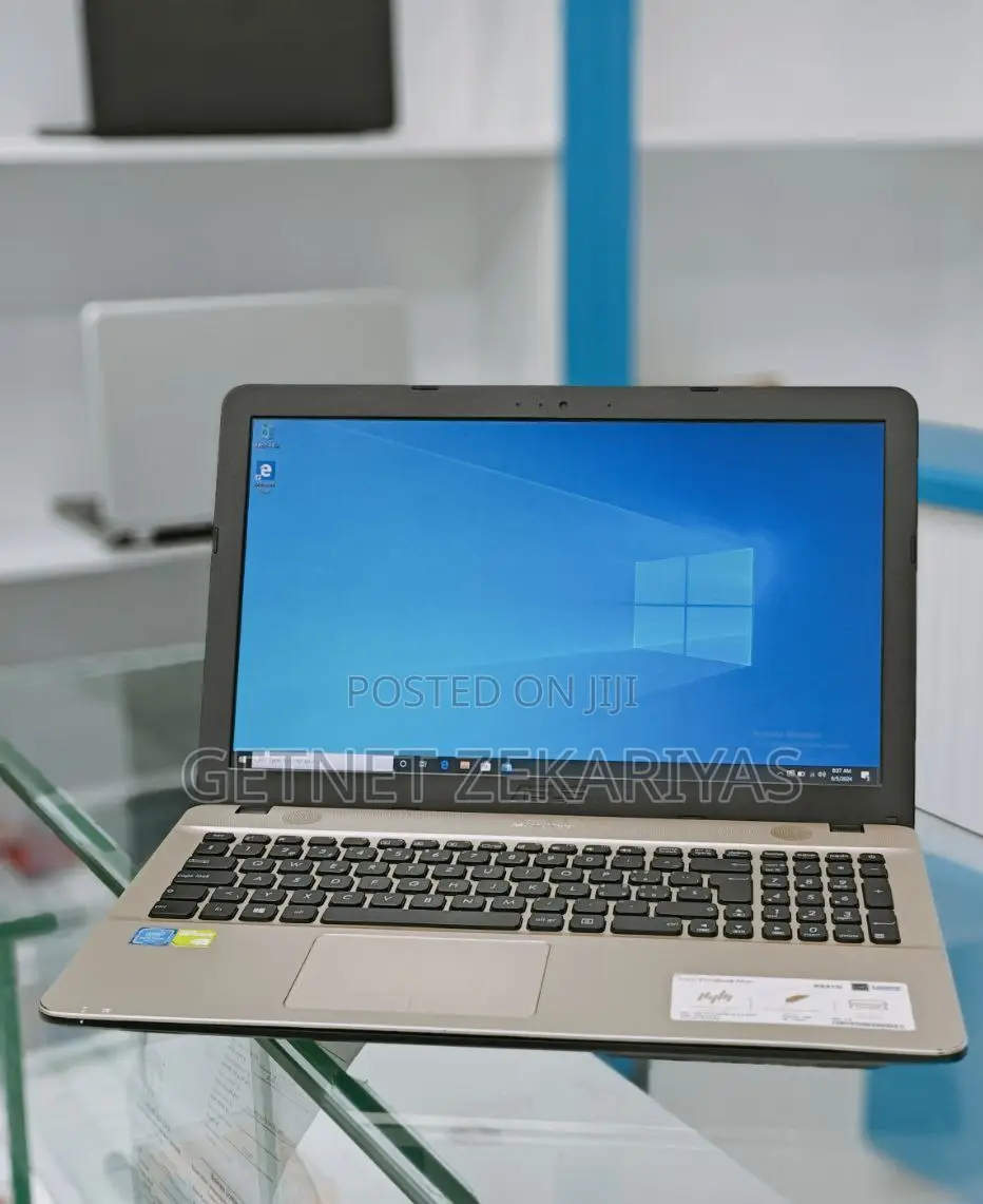 New Laptop Asus Transformer Mini T103HA 4GB Intel Core 2 Quad HDD 1T