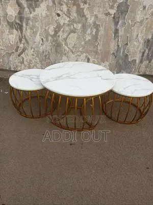 Photo - የሶፋ ጠረጴዛ/Sofa Table