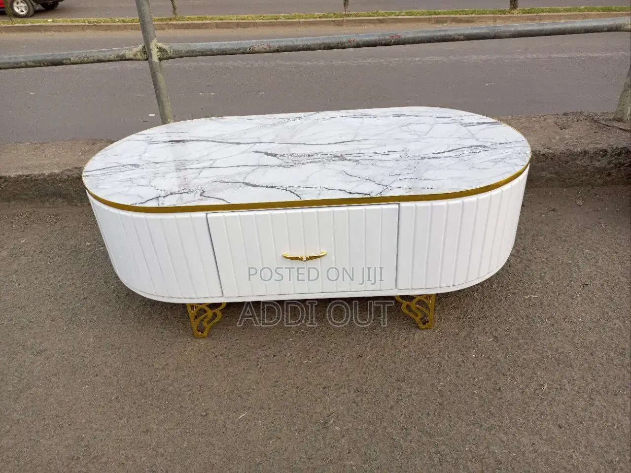 የሶፋ ጠረጴዛ/Table