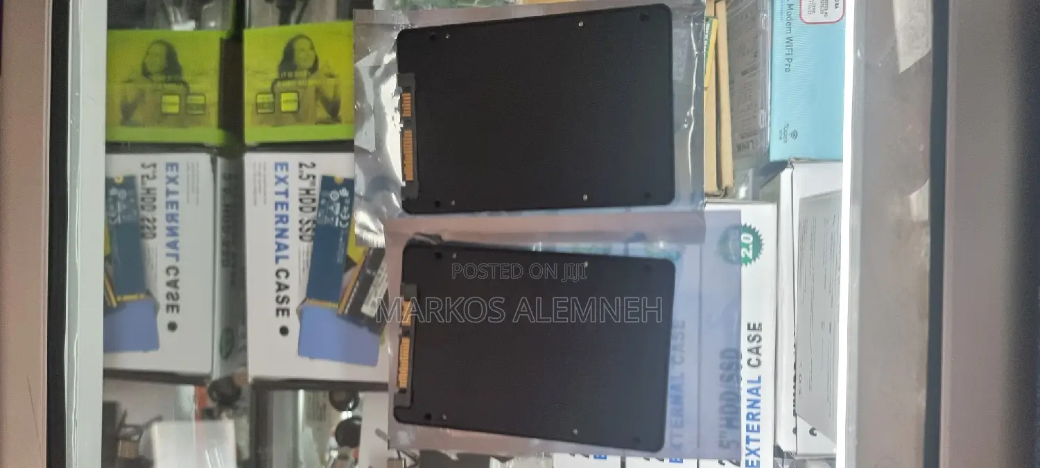 Original
Rohas
Sata SSD 
1tb Solid State Driv