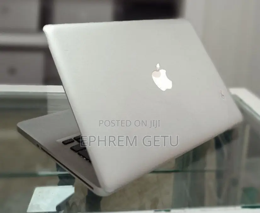 Laptop Apple MacBook 2012 8GB Intel Core I5 HDD 500GB