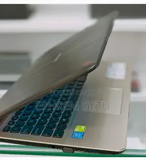 Laptop Asus A42DE 4GB Intel Celeron HDD 1T