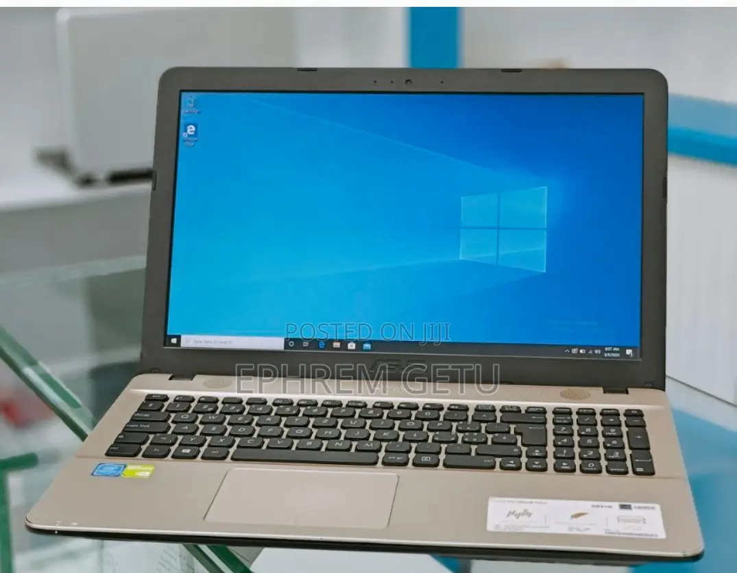 Laptop Asus A42DE 4GB Intel Celeron HDD 1T