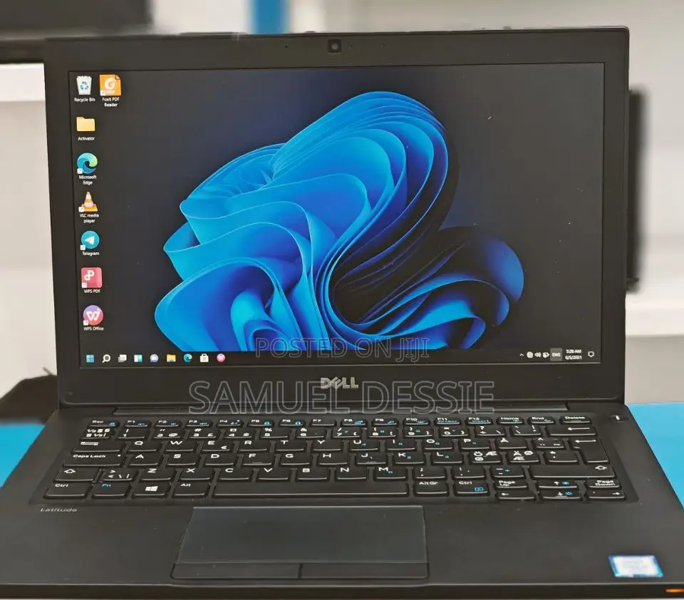 New Laptop Dell 8GB Intel Core I7 SSD 256GB