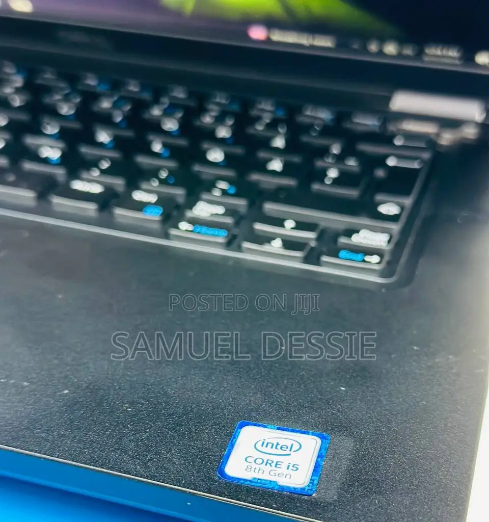 New Laptop Dell Latitude 5310 8GB Intel Core I5 SSD 256GB