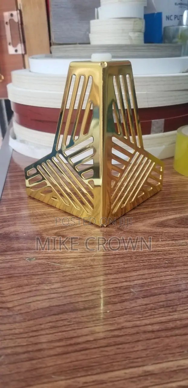 የ ሶፍ እግር in Many Shapes and Colors