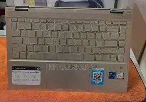 New Laptop HP Pavilion 14 8GB Intel Core i5 SSD 512GB