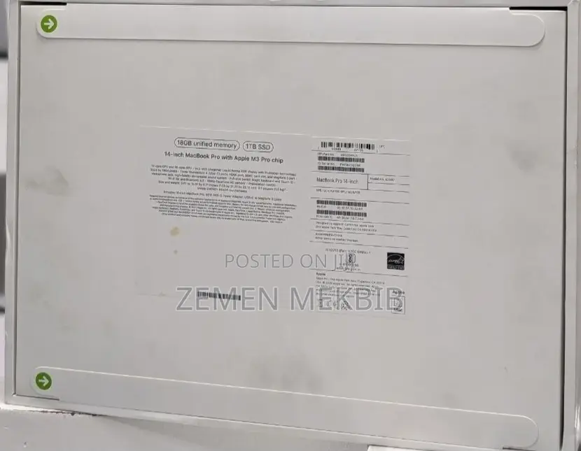 New Laptop Apple MacBook Pro 2023 M2 18GB SSD 512GB