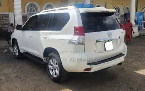 Toyota Land Cruiser Prado 2.7 i 2013 White