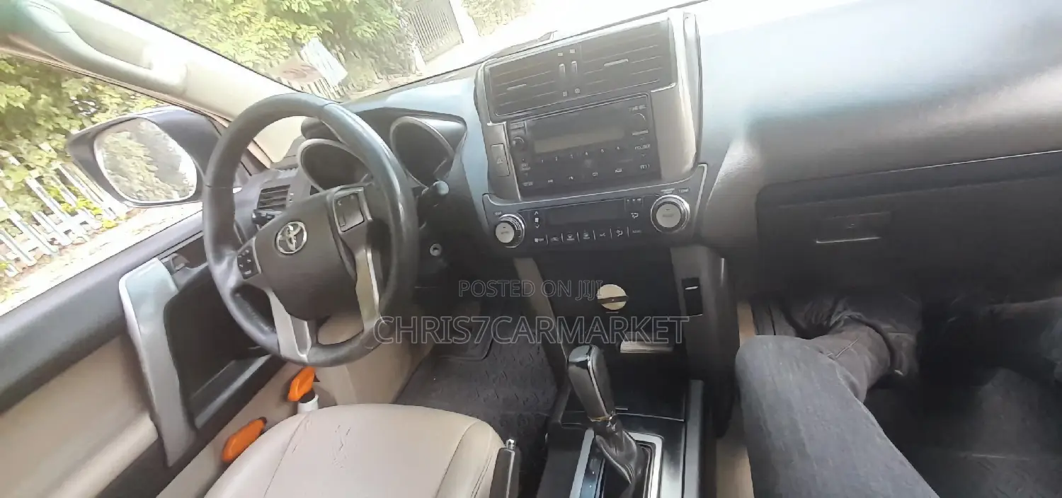 Toyota Land Cruiser Prado 2.7 i 2013 White