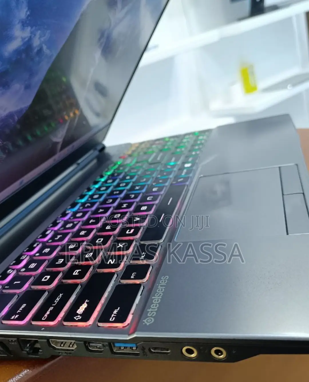 New Laptop MSI GP75 Leopard 16GB Intel Core I7 HDD+SSD 1.5T