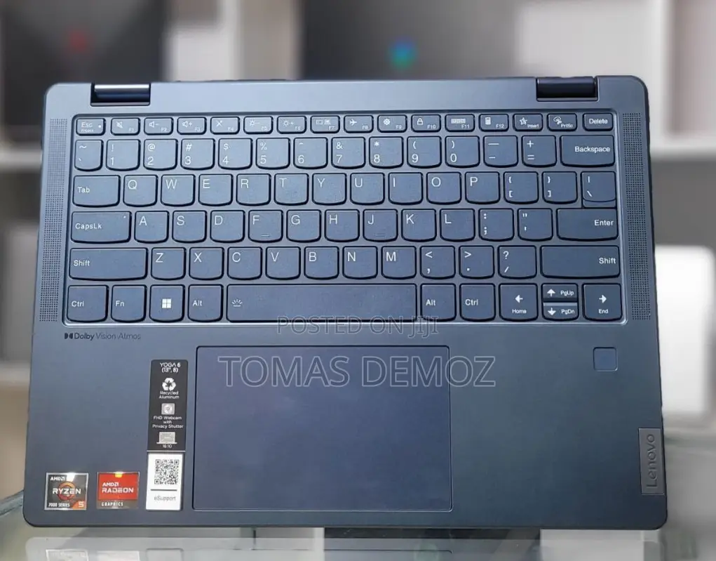 New Laptop Lenovo Yoga 710 16GB AMD Ryzen 5 SSD 512GB