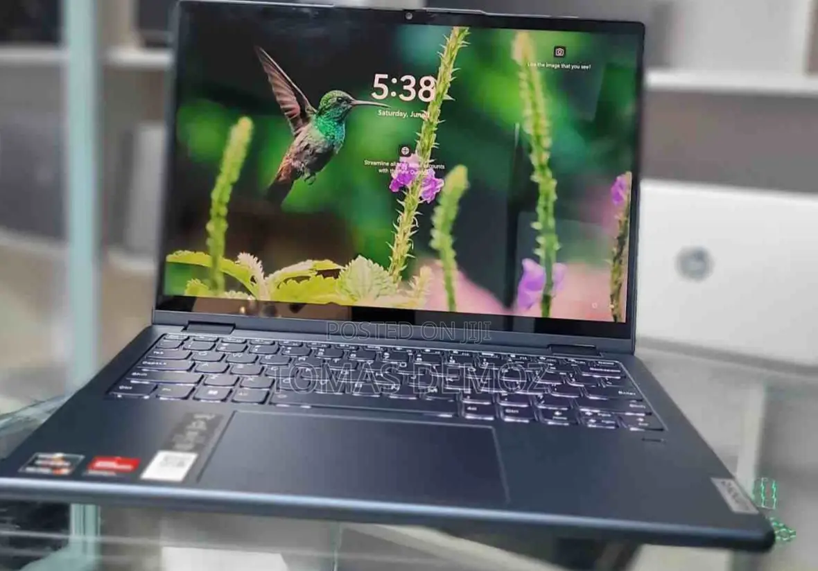 New Laptop Lenovo Yoga 710 16GB AMD Ryzen 5 SSD 512GB