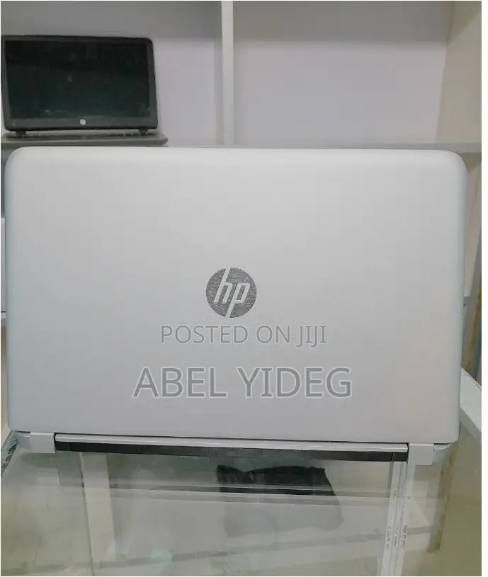 New Laptop HP Pavilion 15 8GB Intel Core I7 HDD 1T