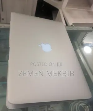 New Laptop Apple MacBook Air 2015 8GB Intel Core i5 SSD 128GB