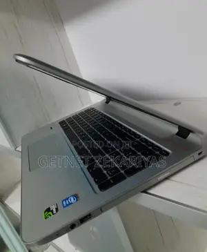 New Laptop HP Envy 15 8GB Intel Core I7 HDD 1T