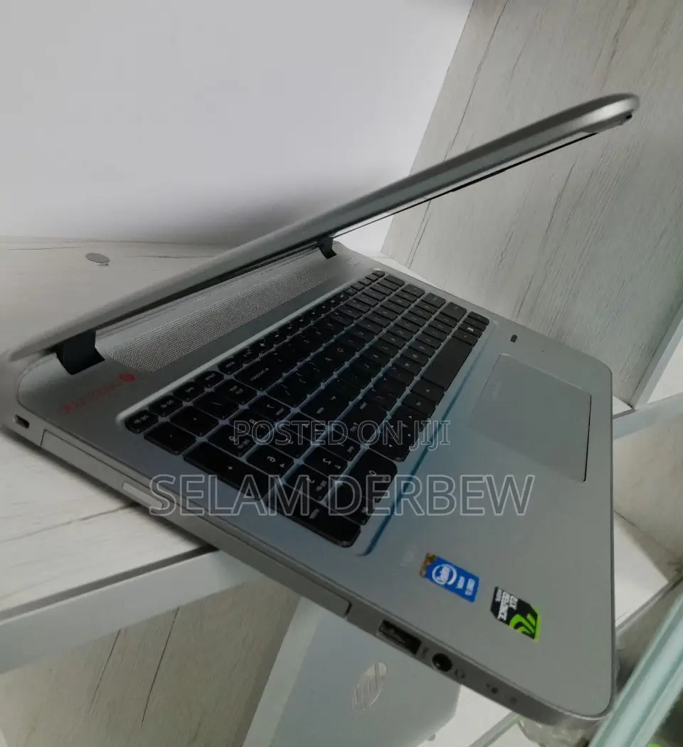 New Laptop HP Envy 4 8GB Intel Core I7 HDD 1T