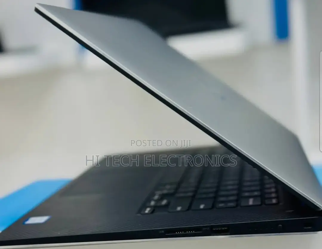 New Laptop Dell XPS 15 16GB Intel Core I7 SSD 512GB