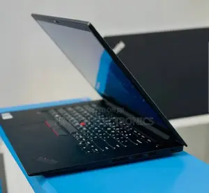 Photo - New Laptop Lenovo ThinkPad X1 16GB Intel Core I7 SSD 512GB