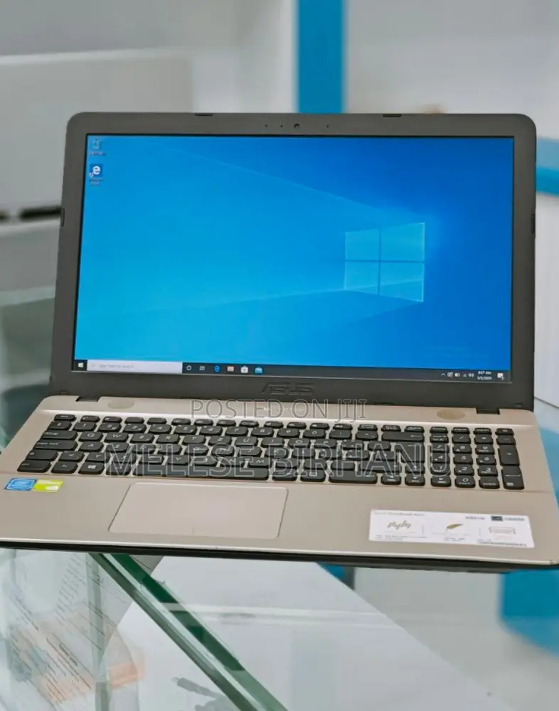 New Laptop Asus 4GB Intel Core 2 Quad SSD 1T