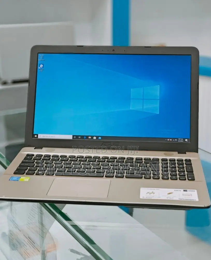New Laptop Asus 4GB Intel Core 2 Quad SSD 1T