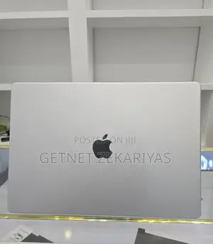 New Laptop Apple MacBook Pro 2023 M2 16GB Apple M2 SSD 1T