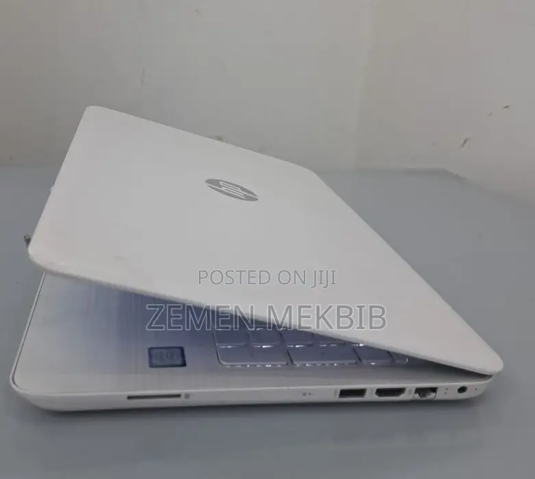 New Laptop HP Pavilion 15 8GB Intel Core I5 HDD 1T