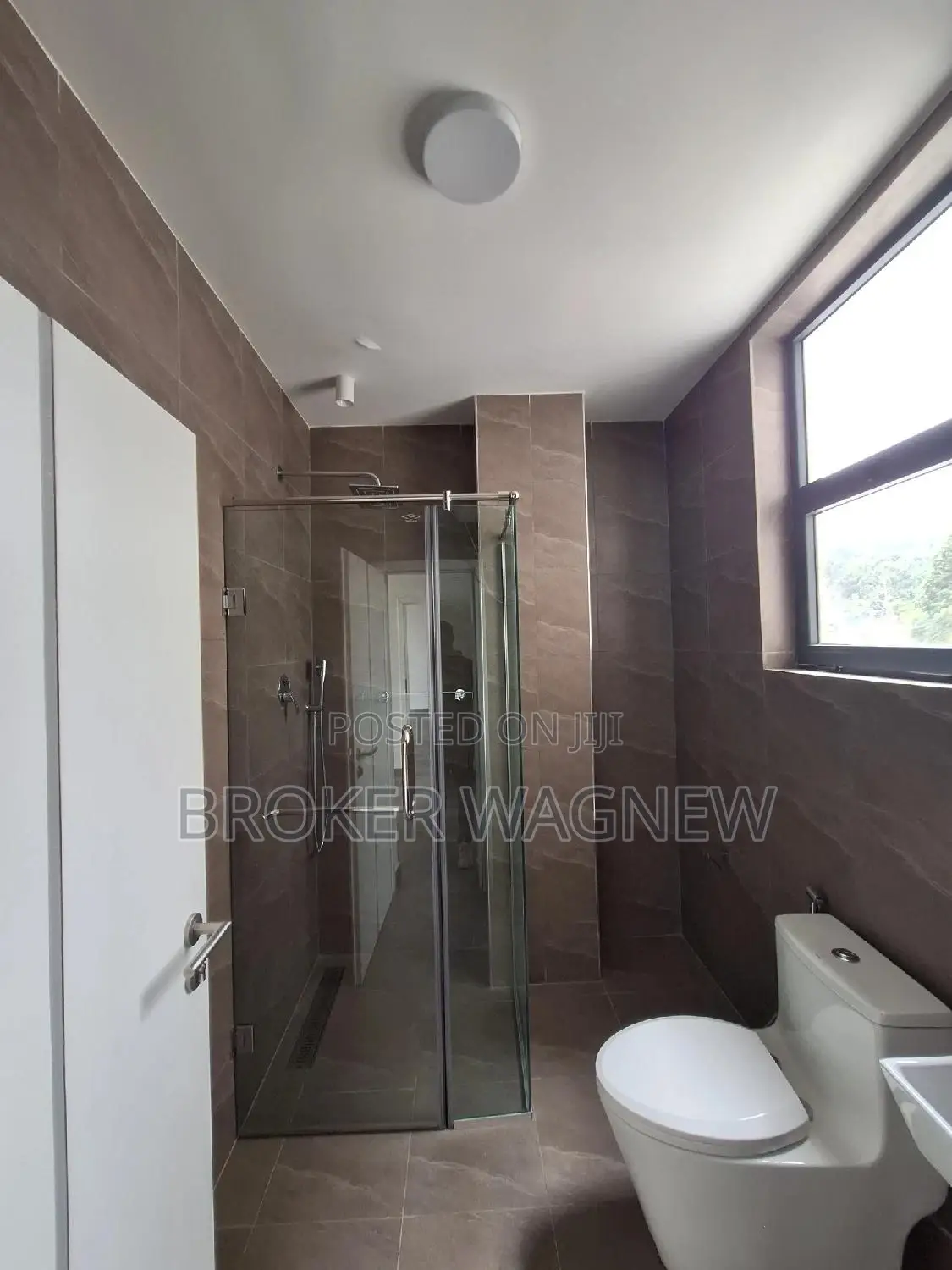 3bdrm Apartment in Yeka for rent