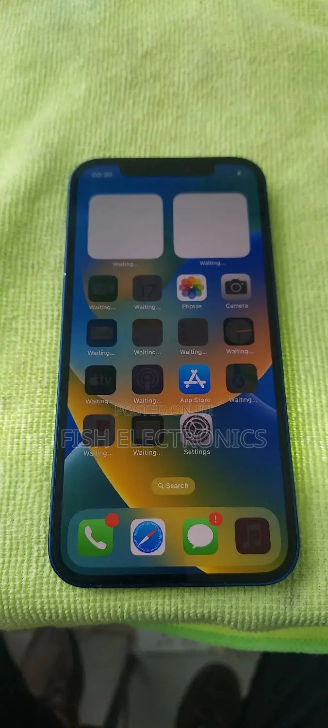 New Apple iPhone 12 64 GB Blue