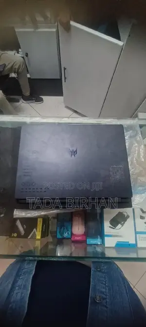 New Laptop Acer Predator Helios 300 16GB Intel Core I9 SSD 1T