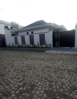 4bdrm Villa in Ayat Zone Luxury, Bole for sale