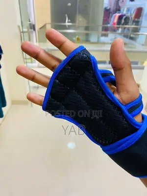 Photo - Lifting Gloves