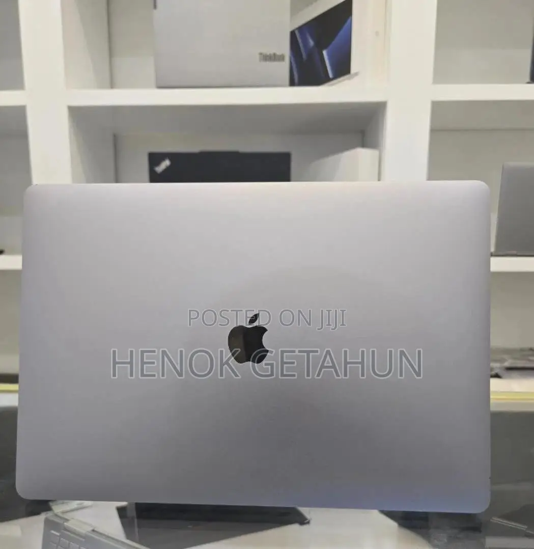 New Laptop Apple MacBook Pro 2019 32GB Intel Core i9 SSD 1T
