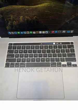 New Laptop Apple MacBook Pro 2019 32GB Intel Core i9 SSD 1T