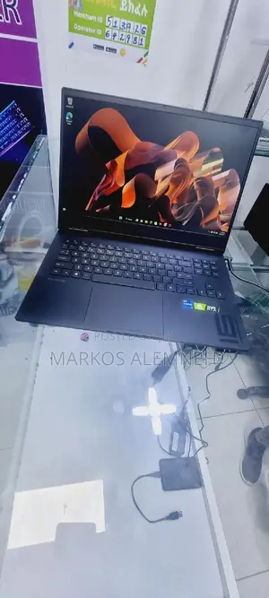 New Laptop HP Omen 17 16GB Intel Core I7 SSD 1T