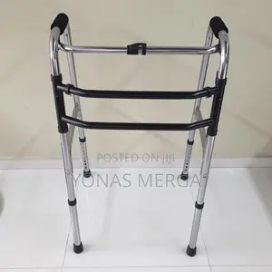 Photo - Height-Adjustable Walker互walker班walker西walker工walker形walker