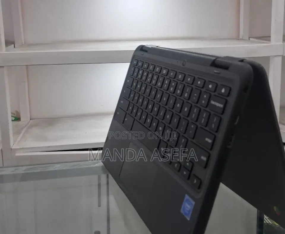 New Laptop Dell Chromebook 13 2GB Intel Pentium SSD 32GB