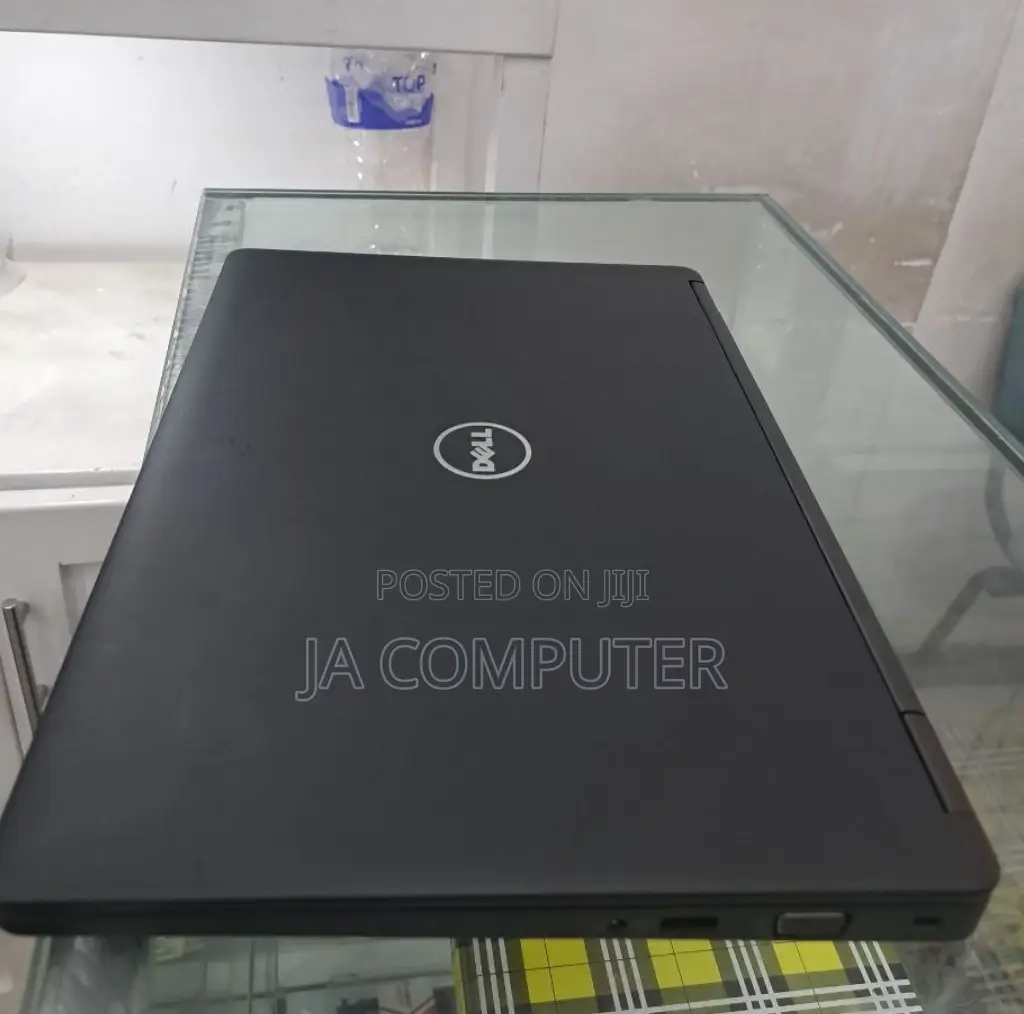 New Laptop Dell Latitude 5310 8GB Intel Core I5 SSD 256GB