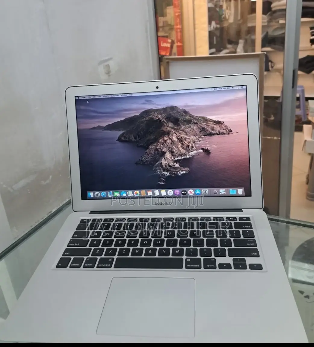 New Laptop Apple MacBook Air 2015 8GB Intel Core I5 SSD 128GB