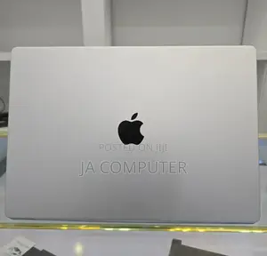 New Laptop Apple MacBook Pro 16GB Apple M2 Ultra SSD 1T