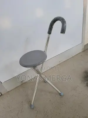 Photo - Walking Cane一walking Stick With Seat Chair不walking Cane土ወከር