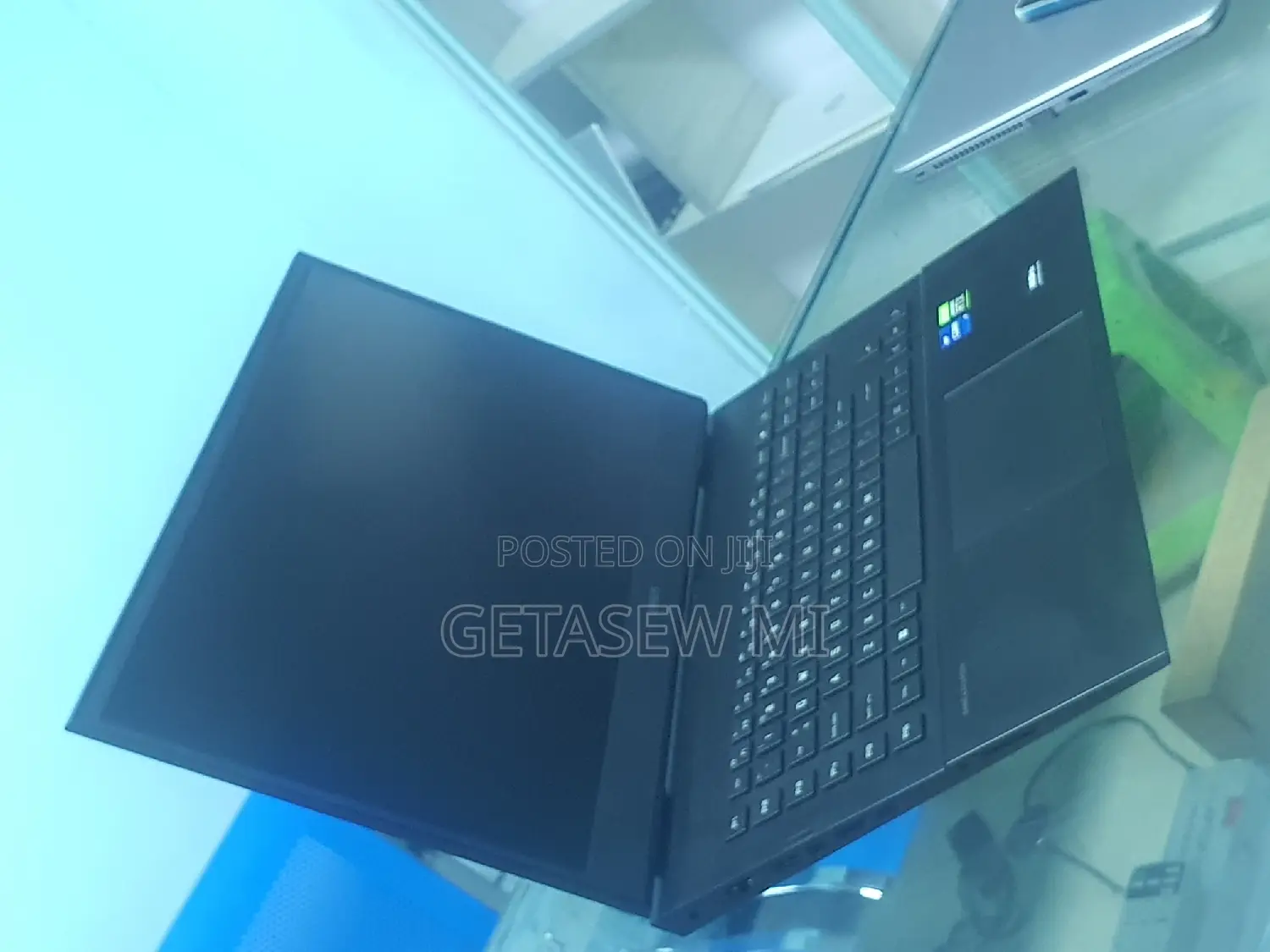 New Laptop HP Omen 17 16GB Intel Core I7 SSD 1T