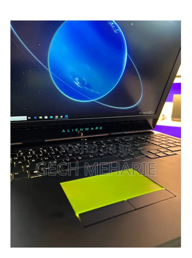 New Laptop Alienware M17x R2 32GB Intel Core I7 SSD 1T