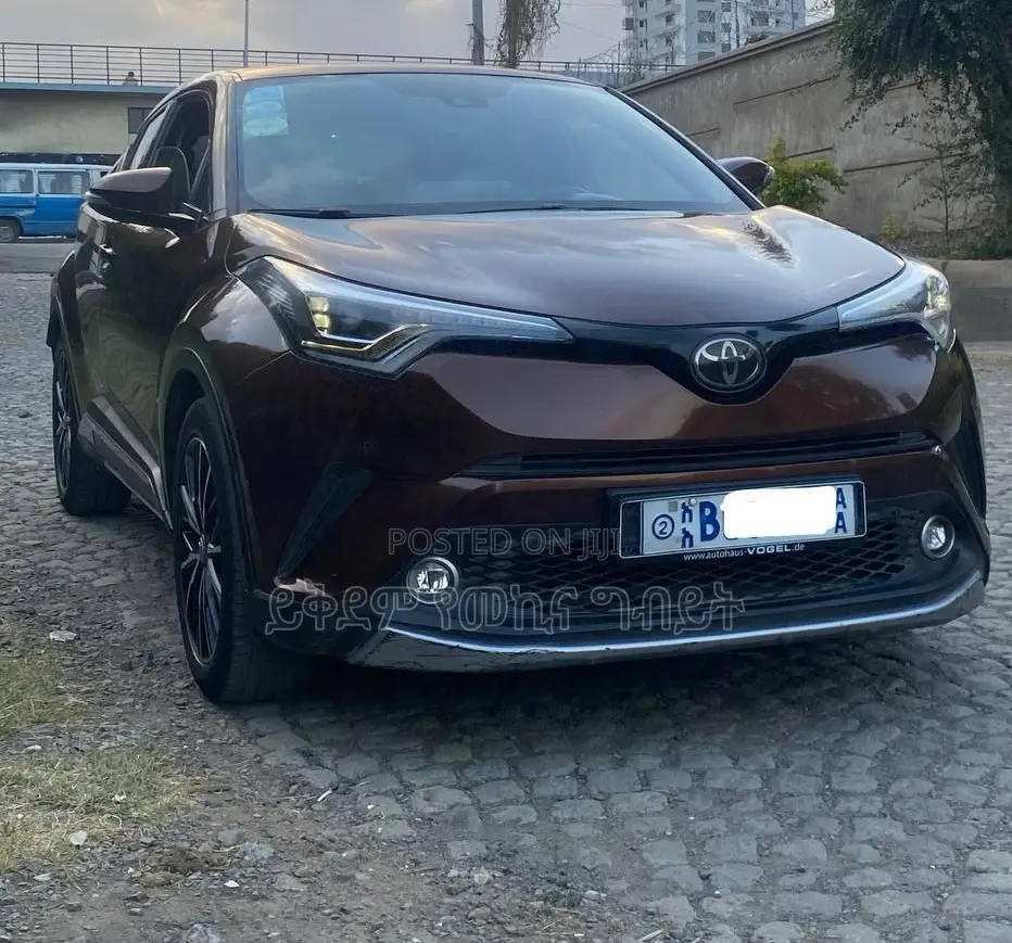 Toyota C-HR 2017 Burgundy