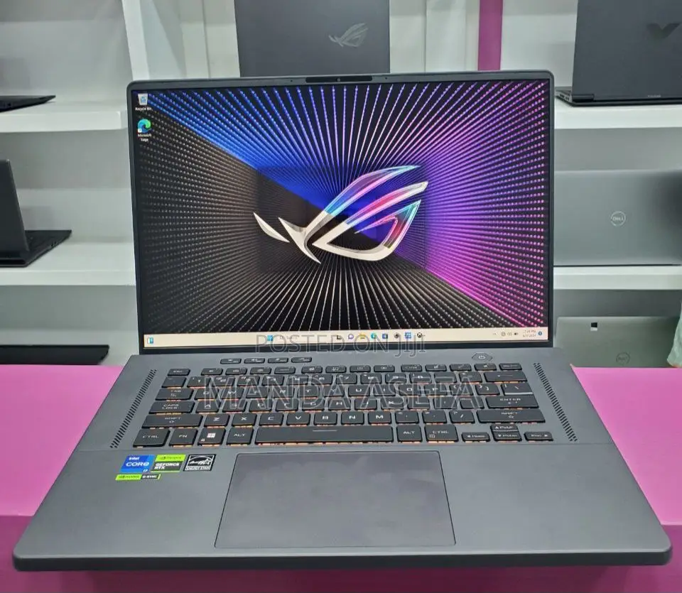 New Laptop Asus ROG Zephyrus G16 16GB Intel Core I7 SSD 1T