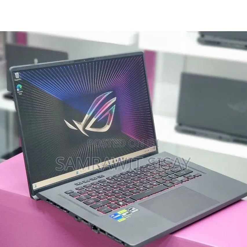 New Laptop Asus ROG Zephyrus G16 16GB Intel Core I7 SSD 1T